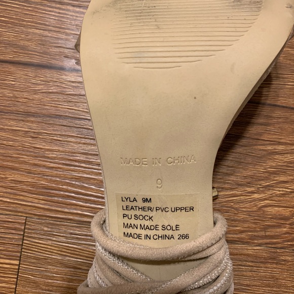 Steve Madden - Picture 3 of 4